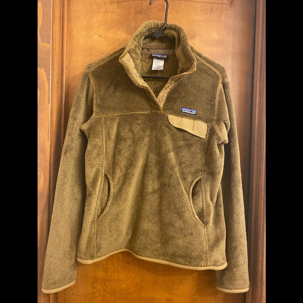 Brown Patagonia fleece pullover women medium